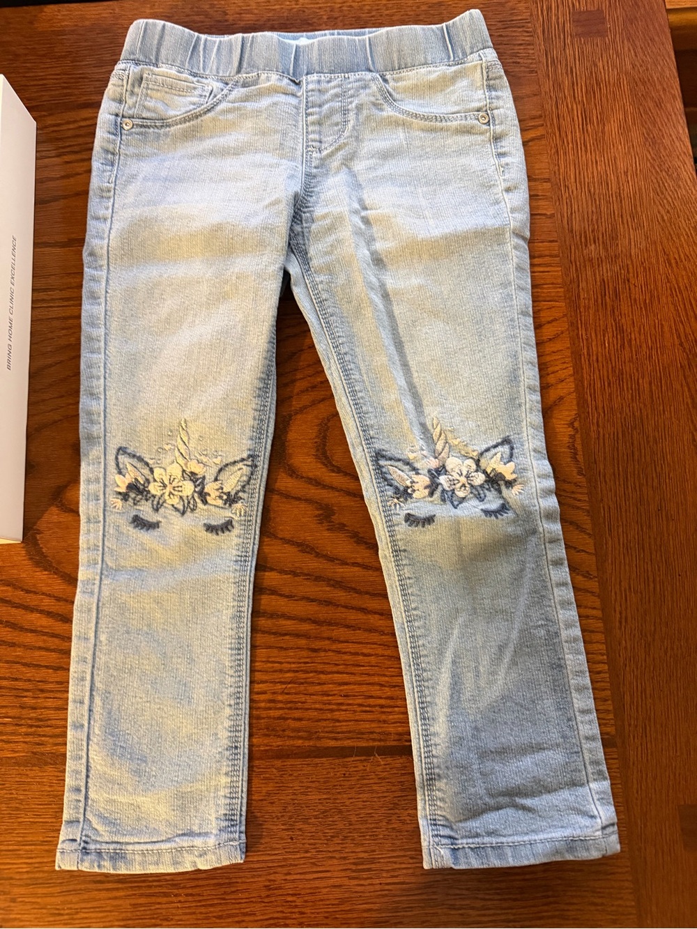Girls' Light Blue Embroidered Unicorn-Accent Jeans